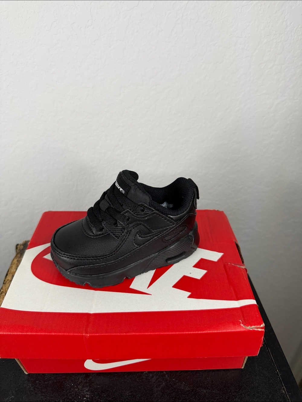 Nike Air Max 90 EasyOn Toddler 5C Triple Black Sneakers NIB